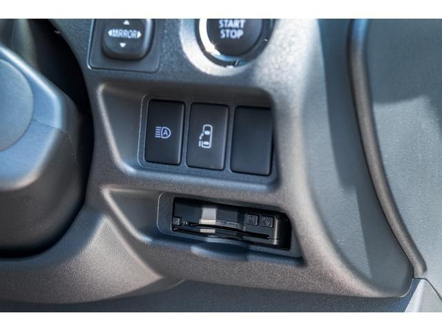 パナソニックナビも標準装備！Bluetoothなど多機能な一品です！バックカメラも価格に含まれます！パノラマモニターを純正OP選択の場合はナビに移る変換キットで代用させて頂きます。