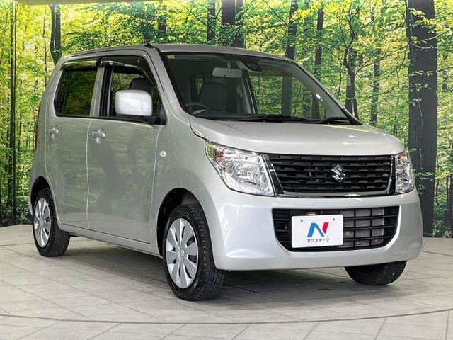 大好評のボディコーティング「弾スプラッシュコート」もご納車までに施工可能。通常のガラスコートと異なる、耐久年数6年の無機質ガラスコーティングが、ボディをキレイな状態に保ってくれます。