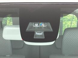 【スズキ　セーフティサポート】走行中に前方の車両等を認識し、衝突しそうな時は警報とブレーキで衝突回避と被害軽減をアシスト。より安全にドライブをお楽しみいただけます。