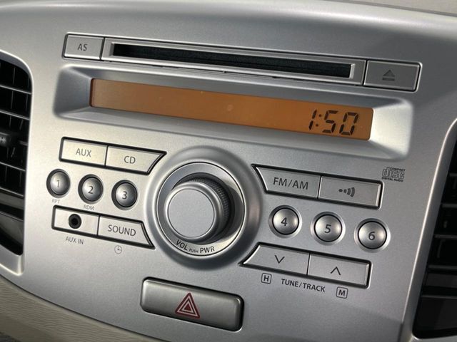 お好きな音楽を車内でお楽しみいただけます♪スピーカー交換・ウーハー追加などの音質向上や、最新ナビ・後席モニター等の取り付けも是非ご相談ください！