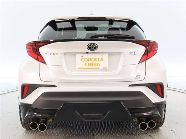 バックガイドモニターで、後方を確認しながら安心して駐車することができます。運転初心者も熟練者も必須の機能ですよ！