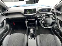 専門の知識を持ったコーディネーターが、お客様にぴったりのお車をご提案をさせていただきます。ご気軽にお立ち寄りくださいませ。