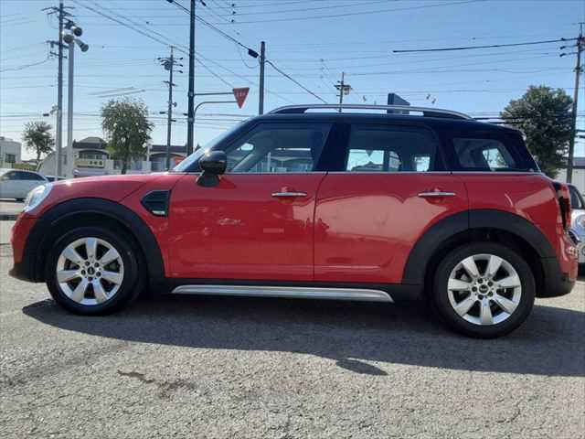 店舗敷地内に駐車スペースもございます。お車でのご来場をお考えの方はご安心ください♪