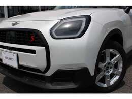 全国のディーラーにて修理対応可能ですので遠方の方も安心！（消耗品、後付け品除く）。