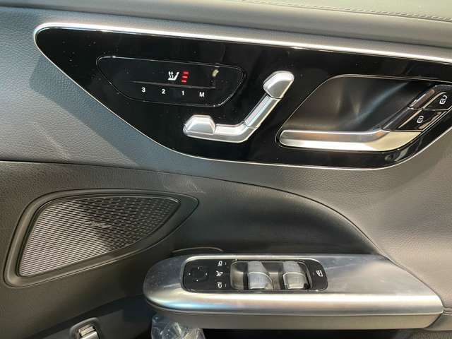 こちらの車両のお問い合わせは正規ディーラーメルセデスベンツ伊丹サーティファイドカーセンターTEL　072-784-8800までお気軽にお問い合わせください。