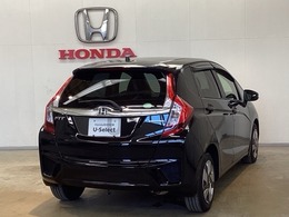 Honda認定中古車 U-Selectは3つの安心をお約束します。　1　Hondaのプロが整備した安心。 2　第三者機関がチェックした安心。　3　購入後もHondaが保証する安心。
