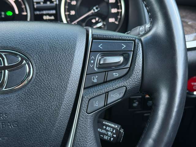 【車両接近通報装置】低速でモーターによる走行をしている時に、歩行者にクルマの接近を知らせ、注意を促します！一時停止スイッチでON/OFFの切り替えが可能です！