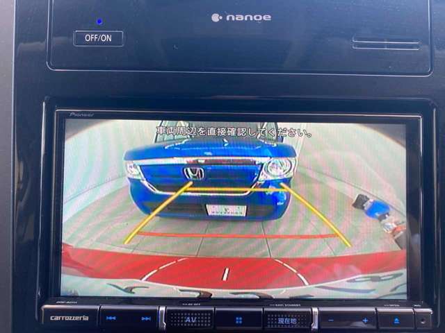 【バックカメラ】駐車時に後方がリアルタイム映像で確認できます。駐車時や、夜間のバック時に大活躍！運転スキルに関わらず、今や必須となった装備のひとつです！