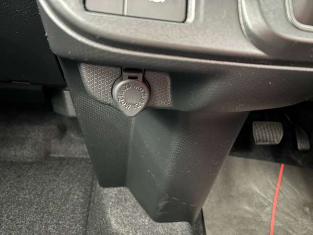 株式会社オートコミュニケーションズ　成田店の車両を拝見頂きありがとうございます。ご不明な点やなどご要望がございましたら、お気軽にメールもしくは、TEL：043-496-1222にてお問い合わせください。