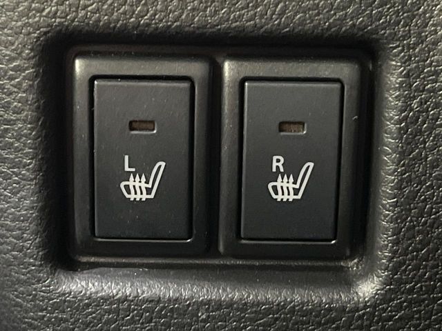 【シートヒーター】寒い日に重宝するシートヒーター！エアコンより早く温まってくれるので寒がりの人も安心ですね♪エアコンの温風は乾燥するから苦手、という方にもをおすすめです。