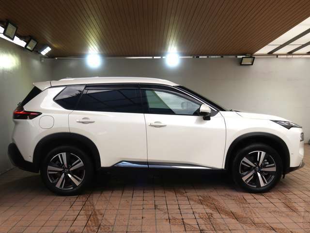 全国各地、お車納車できます！！車庫証明や面倒なお手続きも代行できます。初めてのご購入も安心できるように、丁寧にご説明致します。詳細写真もメールでお送りすることも可能ですのでお気軽にお申し付けください。
