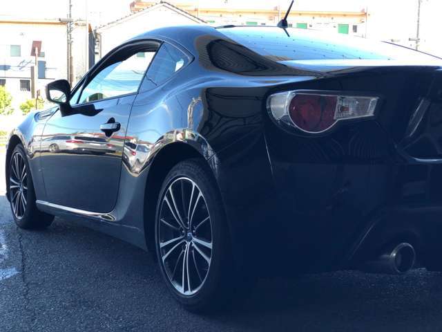 東名磐田インターより、車で10分ほどに店舗がございます。