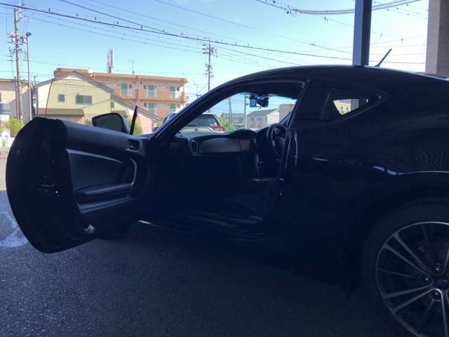 現車確認をご希望の場合、必ず事前にご連絡をお願いいたします。