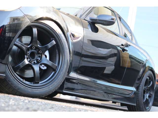 ☆RAYS　Glamlights　18インチアルミホイールには新品タイヤ装着済み♪