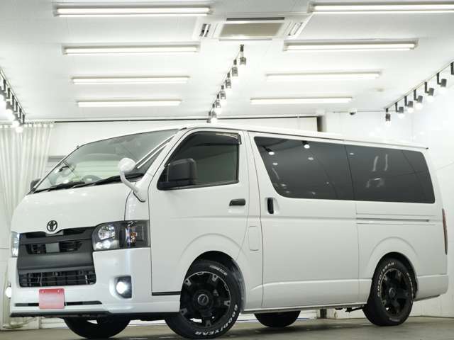 ●多彩な装備でご納得頂けるお車だと思います。お客様にご納得頂けるお車を提供できるよう日々、努力いたします。ご来店の際は、どのようなことでもご相談ください。精一杯ご対応させて頂きます。