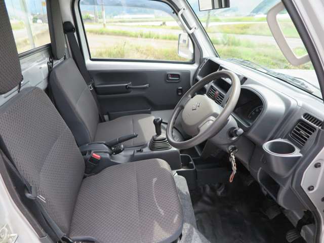 ◆◇当店は認証工場完備ですので、販売だけでなく車検/整備・修理/点検・板金塗装等のアフターサービスもお任せ下さい！田畑に囲まれてのどかな場所なのでお近くにお寄りの際は是非ご来店下さい◇◆