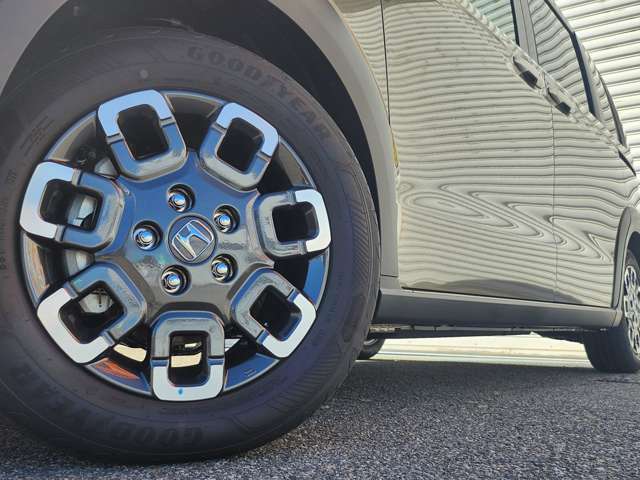 CROSSTER専用デザイン15インチアルミホイール☆