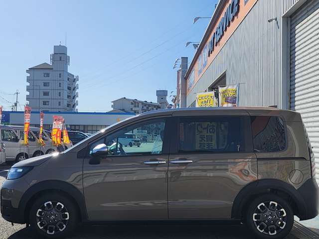 任意保険も大手保険会社取扱代理店の当店にお任せください！新規加入もご相談下さい！最適なプランをご提案いたします。万が一の事故も自社板金工場にてスピーディー対応！