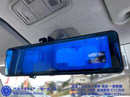 前後ドラレコ付きです。