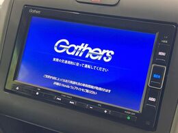 【純正ナビ】人気の純正ナビを装備。オーディオ機能も充実しており、Bluetooth接続すればお持ちのスマホやMP3プレイヤーの音楽を再生可能！毎日の運転がさらに楽しくなります！！