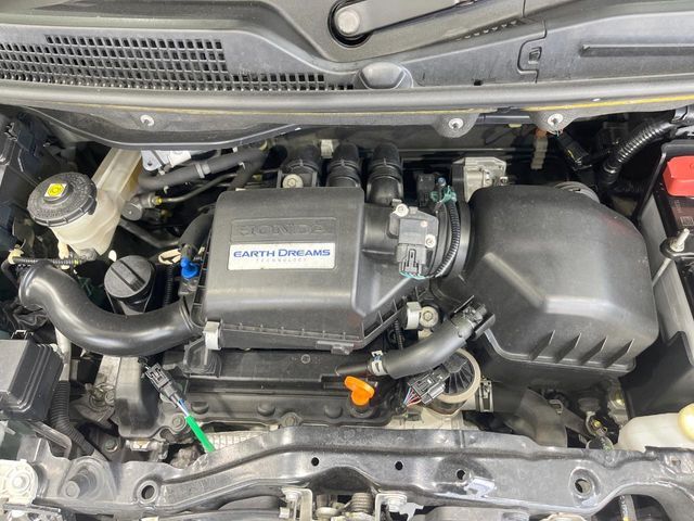 親切・丁寧な専門メカニックスタッフが応対！・車検・点検整備・事故等の修理などアフターサービスも安心。お車のカスタマイズもネクステージのサービススタッフまでご相談ください！