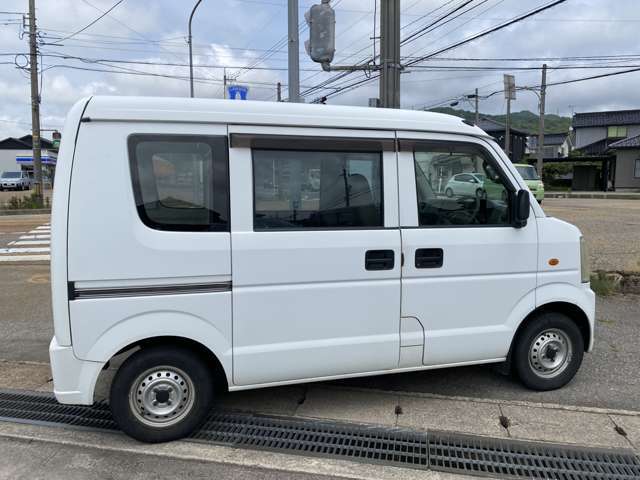 取り置き無しの早い者勝ちです。購入には住民票とシャチハタ等の認め印が必要です。