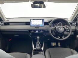 【インパネ全体】全方位で視界が広く、高い目線で運転もしやすいです！◆乗って触って体感してみてください！！当社車両は試乗可能です！お気軽にスタッフまでご相談ください！
