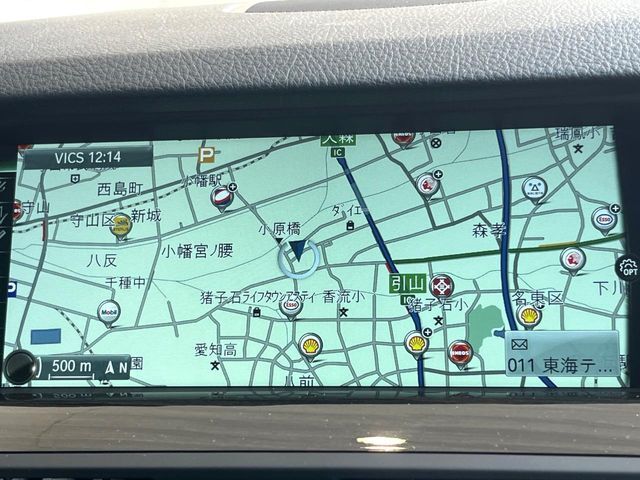 ●純正ナビ:一体感のあるナビは、高級感ある車内を演出してくれます。Bluetooth再生などオーディオ機能も充実しておりますので、運転もより楽しめます♪