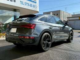 お問い合わせの際には『カーセンサーを見た』とお伝えください。当店スタッフが丁寧にご案内させていただきます。