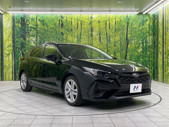 大好評のボディコーティング「弾スプラッシュコート」もご納車までに施工可能。通常のガラスコートと異なる、耐久年数6年の無機質ガラスコーティングが、ボディをキレイな状態に保ってくれます。