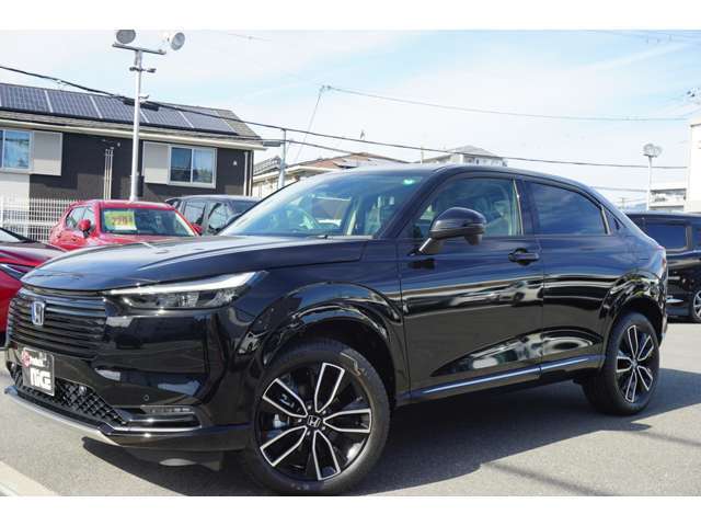 ★ヴェゼルのサイズ★全長4.33m・全幅1.79m・全高1.58m