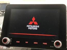 【純正ナビ】一体感のあるナビは、高級感ある車内を演出してくれます。Bluetooth再生などオーディオ機能も充実しておりますので、運転もより楽しめます♪