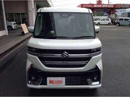 ケイカフェはオールメーカーのお車を取り揃えておりますので、1度のご来場でオールメーカーのお車を実際に見て比べていただくことが出来ます。試乗車も多数ご用意しておりますので、楽しく乗り比べしましょう！