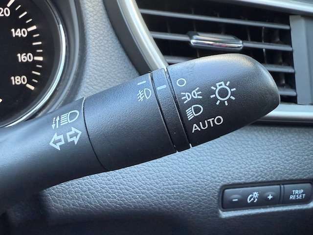 動かないお車や車検切れのお車のご相談も承ります。是非ご相談ください。