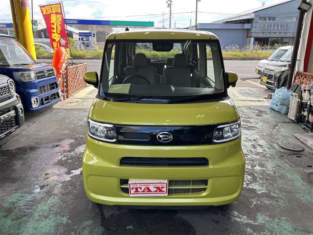 オークション鑑定書を見ながら修復歴の箇所やキズの箇所のご説明、中古車の不安を解消し安心してお車を選んで頂けます♪