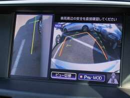 ★サイドカメラ+バックカメラ！駐車時など後側方確認で今では必要不可欠の装備！