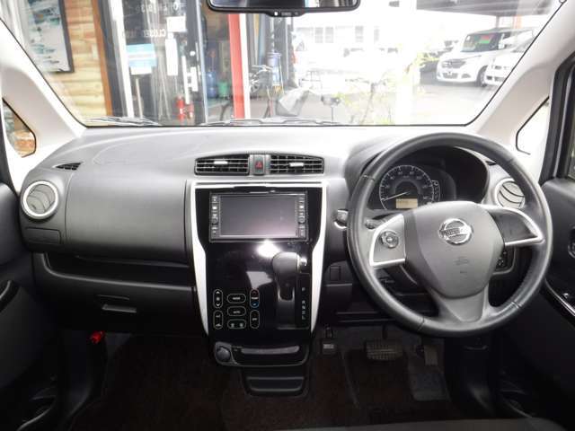ルームクリーニング済みのきれいな車です