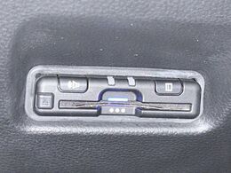 【ETC】高速道路の料金所をストレスなく通過！話題のスポットやサービスエリアに多い「スマートIC」利用時は必須のアイテムです。当店でセットアップを実施、ご納車当日からすぐにご利用いただけます！