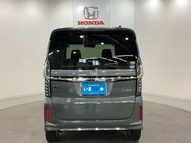 Honda認定中古車 U-Selectは3つの安心をお約束します。　1　Hondaのプロが整備した安心。 2　第三者機関がチェックした安心。　3　購入後もHondaが保証する安心。