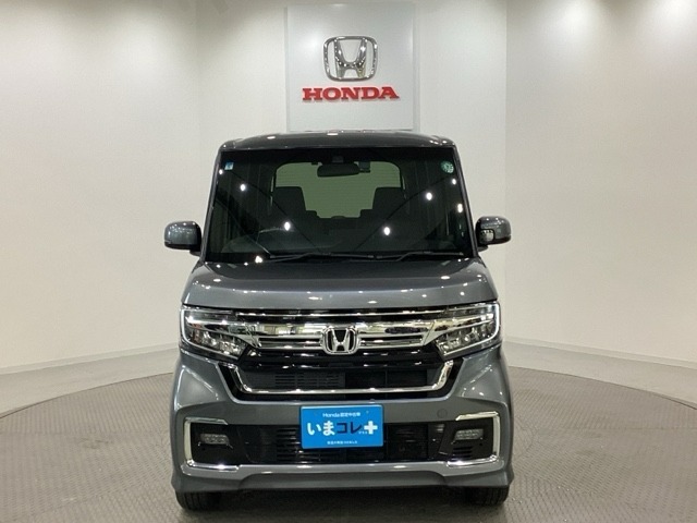 購入後も自社指定整備工場完備でお客様の愛車をしっかりサポート致します！御納車時には安全かつ安心してお乗り頂けるようホンダ専門知識を持つ整備スタッフが点検・整備・装備も説明をしてお渡ししております。