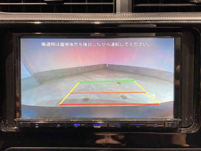 バックカメラ装備済み☆別途ナビと接続することで使用できます♪後方確認や車庫入れも安全・快適ですね♪