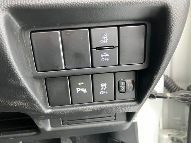 【切替スイッチ】車線逸脱警報OFF/デュアルカメラブレーキサポートOFF/リヤパーキングセンサーOFF/横滑り抑止機能OFFのスイッチ☆