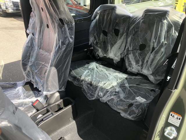 新車ジムニー続々入庫中カスタムベースお好きな仕様にコンプリートOKカスタムベースお好きなアルミ/ナビ/リフトUPいろいろなプラン対応可能