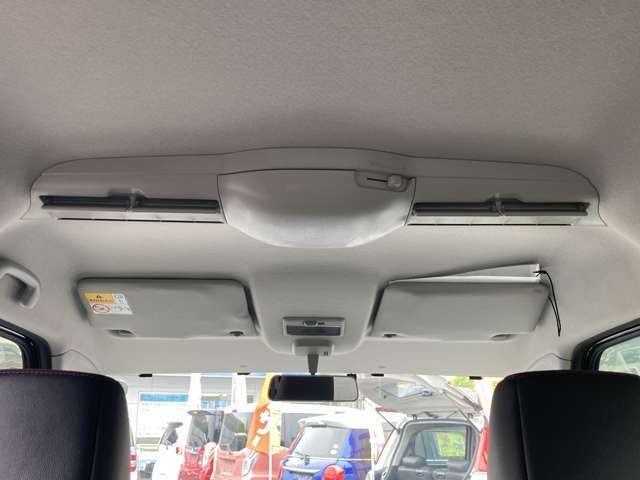 西日本自動車のココが安心！！その3大切な愛車に傷が！！、そんなときはお任せください！西日本自動車には、自社板金塗装工場があります。考え込まずにお気軽にご連絡下さい！担当者がしっかりお見積りさせて頂きます。