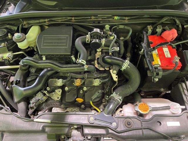 親切・丁寧な専門メカニックスタッフが応対！・車検・点検整備・事故等の修理などアフターサービスも安心。お車のカスタマイズもネクステージのサービススタッフまでご相談ください！