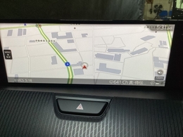 ナビやフルセグTV、インターネットラジオやBluetoothなどのエンターテーメント機能を凝縮したマツダコネクト！