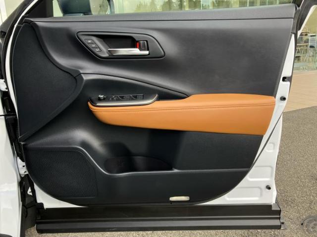 WECARS（ウィーカーズ）は全国250店舗展開！作業の都合上、車両をご覧頂けない場合がございます。来店前にお問合せ下さい