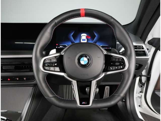 プレミアムセレクション2年保証のお車は2年延長保証にご加入頂けます。プレミアムセレクション2年保証からさら最大2年間、合計4年間の保証をお受け頂けます。対象箇所の不具合は無償修理をご提供致します。