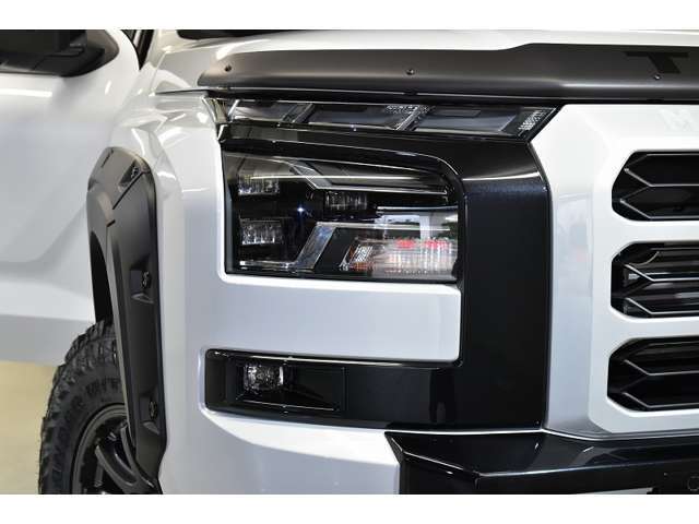 ■LEDヘッドライト（光軸調整機構付）★即納台数多数取り揃え！気に入っていただけるお車ご提案します☆ご来店お待ちしております。シーアールエス大阪06-6852-9000
