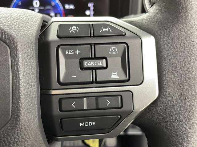 【運転席操作部】快適なドライブを楽しむための機能が装備されています！運転席から触れるので、使いやすいです！除菌プランいれていただくと、さらに清潔で安心していただけます！